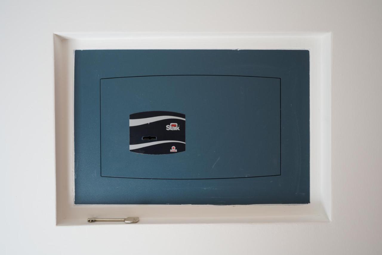 Ross Quadrell - Milano Apartment Luaran gambar
